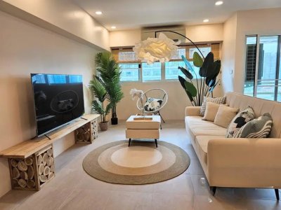 Thonglor Tower Condominium near BTS Thong Lor 2 Beds 2 Bathrooms 100 sq.m. Fully Furnished