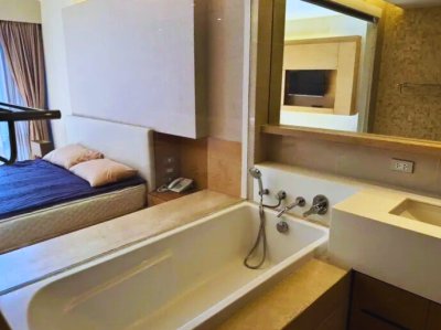 2-BR Serviced Apt. near BTS Phrom Phong 2 Beds 2 Bathrooms 90 m². Fully Furnished