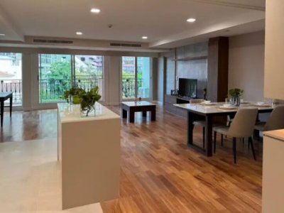2-BR Serviced Apt. near BTS Thong Lor 2 Beds 2 Bathrooms 180 m². Fully Furnished
