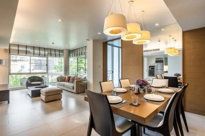 3-BR Serviced Apt. near BTS Phrom Phong 3 Bedrooms 3 Bathrooms 160 m². Fully Furnished