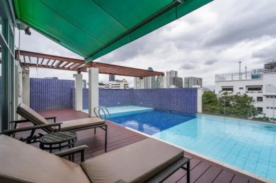 3-BR Serviced Apt. near BTS Phrom Phong 3 Bedrooms 3 Bathrooms 160 m². Fully Furnished