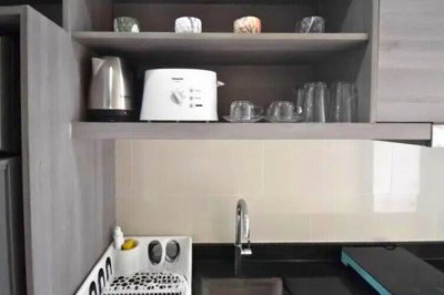2-BR Serviced Apt. near BTS Phra Khanong 2 Bedrooms 2 Bathrooms 60 m². Fully Furnished