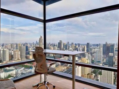 Circle Living Prototype near BTS Asoke, ARL Makkasan and MRT Phetchaburi 3 Bedrooms 2 Bathrooms 130 m². Fully Furnished