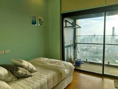 Circle Living Prototype near BTS Asoke, ARL Makkasan and MRT Phetchaburi 3 Bedrooms 2 Bathrooms 130 m². Fully Furnished