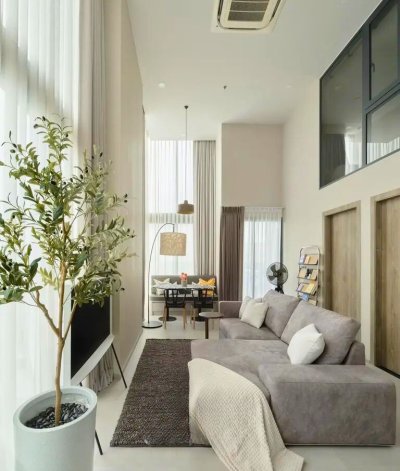 Cooper Siam near BTS National Stadium 2 Bedrooms 2 Bathrooms 71.1 m². Fully Furnished