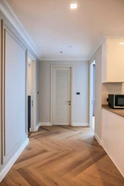 Nusasiri Grand Condo near BTS Ekkamai 3 Beds 2 Baths 155 m². Fully Furnished