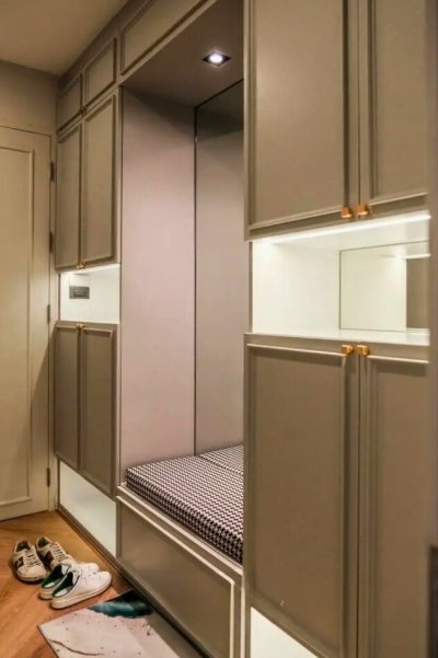 Nusasiri Grand Condo near BTS Ekkamai 3 Beds 2 Baths 155 m². Fully Furnished