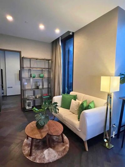 THE ESSE Sukhumvit 36 near BTS Thong Lor 1 Bed 1 Bath 43 m². Fully Furnished