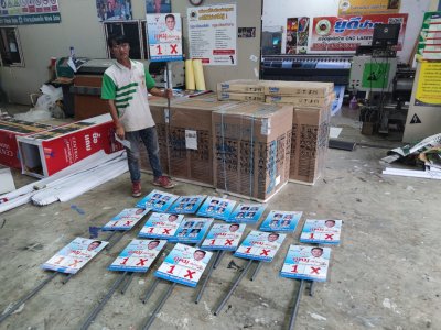 ป้ายสติ๊กเกอร์
