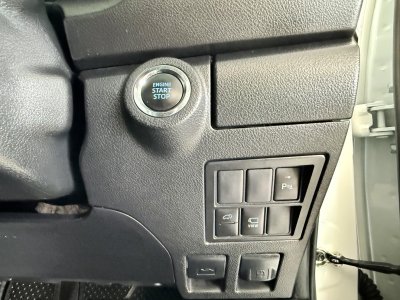 Toyota Fortuner 2.4 Leader V (ปี 2023) SUV AT - 2WD
