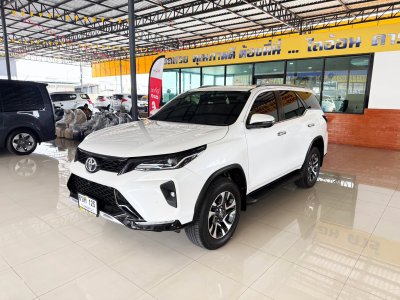 Toyota Fortuner 2.4 Leader V (ปี 2023) SUV AT