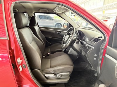 Suzuki Swift 1.2 GLX (ปี 2015) Hatchback AT - 5 ประตู