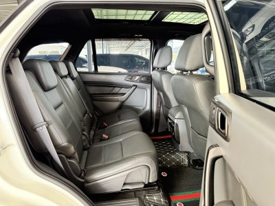 Ford Everest 2.2 Titanium+ (Y 2017) SUV AT - 2WD