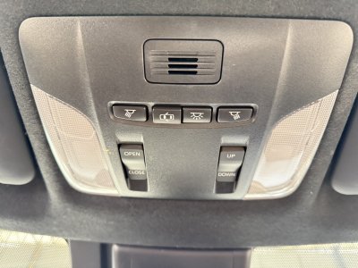 Toyota Corolla CROSS 1.8 Hybrid Premium Safety (Y 2021) SUV AT