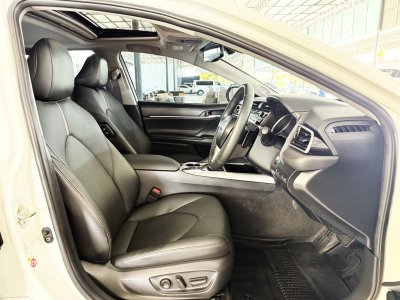 Toyota Camry 2.5 HV Premium (ปี 2019) Sedan AT