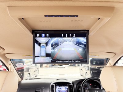 Hyundai H-1 2.5 Deluxe (ปี 2016) Wagon AT