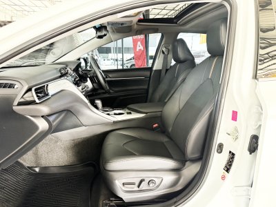Toyota Camry 2.5 HV Premium (ปี 2019) Sedan AT