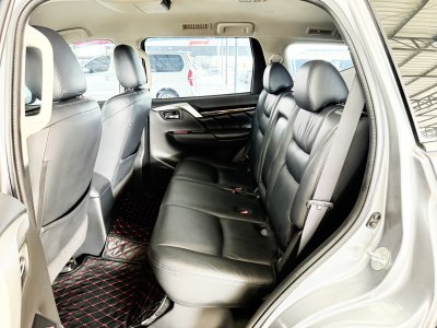 Mitsubishi Pajero Sport 2.4 GT Premium (ปี 2016) SUV AT - 4WD