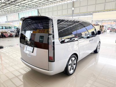 Hyundai Staria 2.2 SEL (ปี 2022) Wagon AT