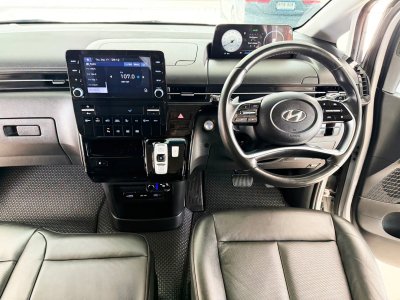 Hyundai Staria 2.2 SEL (ปี 2022) Wagon AT
