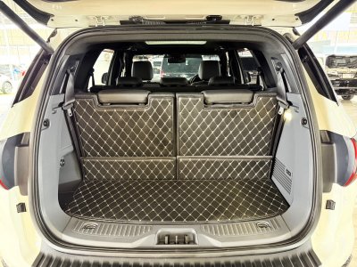 Ford Everest 2.2 Titanium+ (Y 2017) SUV AT - 2WD