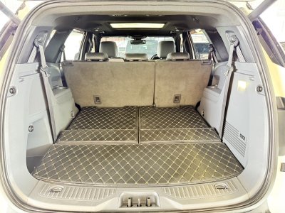 Ford Everest 2.2 Titanium+ (Y 2017) SUV AT - 2WD