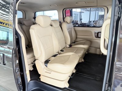 Hyundai H-1 2.5 Elite NS (ปี 2023) Wagon AT