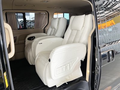 Hyundai H-1 2.5 Deluxe (ปี 2019) Wagon AT