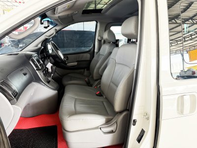 Hyundai H-1 2.5 Limited III (ปี 2019) Wagon AT