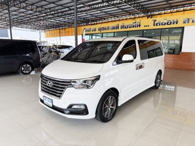 Hyundai H-1 2.5 Limited III (ปี 2019) Wagon AT