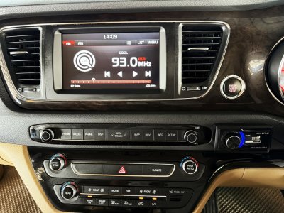 Kia Grand Carnival 2.2 EX (ปี 2020) Wagon AT