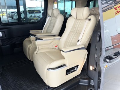 Hyundai Staria 2.2 SEL (ปี 2023) Wagon AT