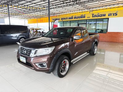 Nissan NP300 Navara 2.5 V (Y 2016) Pickup MT