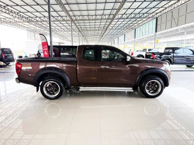 Nissan NP300 Navara 2.5 V (Y 2016) Pickup MT