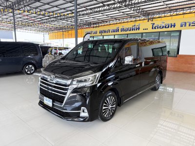 Toyota Majesty 2.8 Grande (Y 2025) Wagon AT