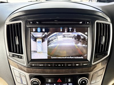 Hyundai H-1 2.5 Deluxe (Y 2018) Wagon AT