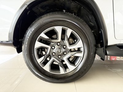 Toyota Fortuner 2.4 Leader V (ปี 2023) SUV AT