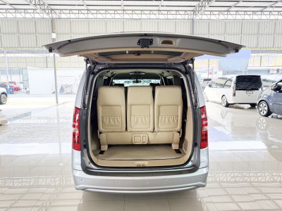 Hyundai H-1 2.5 Deluxe (ปี 2017) Wagon AT