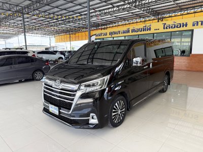 Toyota Majesty 2.8 Premium (ปี 2022) Wagon AT