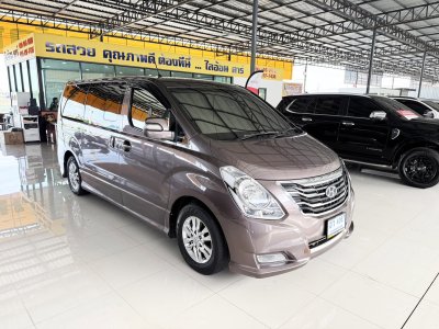 Hyundai H-1 2.5 Elite (ปี 2016) Wagon AT