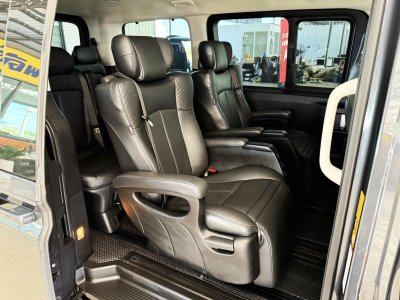 Hyundai Staria 2.2 SEL (ปี 2022) Wagon AT