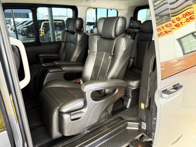 Hyundai Staria 2.2 SEL (ปี 2022) Wagon AT