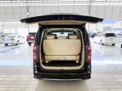 Hyundai H-1 2.5 Deluxe (ปี 2020) Wagon AT