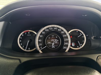 Honda Accord 2.0 EL NAVI (ปี 2013) Sadan AT