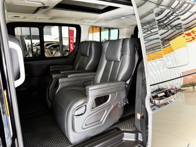 Hyundai Staria 2.2 Premium (Y 2023) Wagon AT