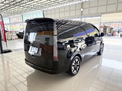 Hyundai Staria 2.2 Premium (Y 2023) Wagon AT