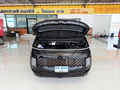 Hyundai Staria 2.2 Premium (Y 2023) Wagon AT