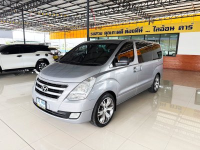 Hyundai H-1 2.5 Touring (ปี 2018) Wagon AT