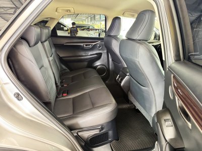 Lexus NX300h 2.5 Grand Luxury (ปี 2018) SUV AT