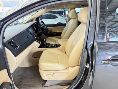 Kia Grand Carnival 2.2 SXL (ปี 2018) Wagon AT